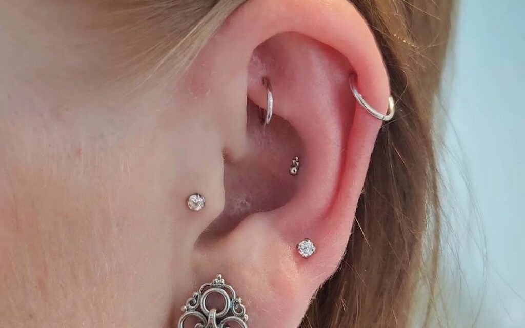 Korvalävistykset & Ear Curation